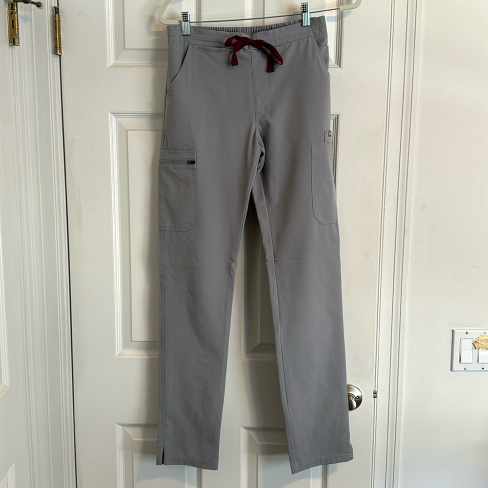 Figs Yola scrub pants, xs tall